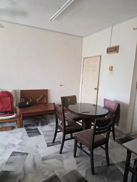 Pangsapuri untuk Dijual di Pangsapuri Cendana - DILLA YUSOFF - Living Room - PropertyGuru.com.my