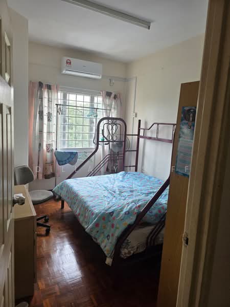 Pangsapuri untuk Dijual di Pangsapuri Cendana - DILLA YUSOFF - Bedroom - PropertyGuru.com.my
