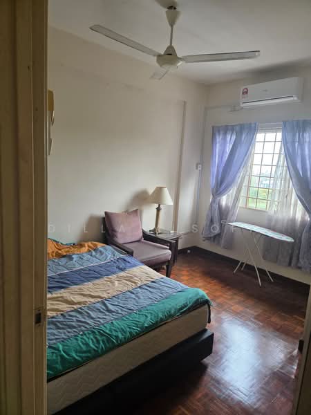 Pangsapuri untuk Dijual di Pangsapuri Cendana - DILLA YUSOFF - Bedroom - PropertyGuru.com.my