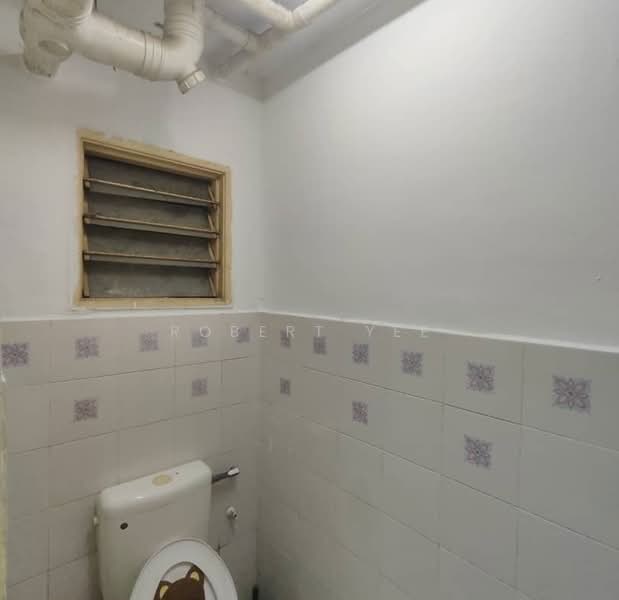 Flat for Rent at Flora Damansara Flat - Robert Yee - Bathroom - PropertyGuru.com.my