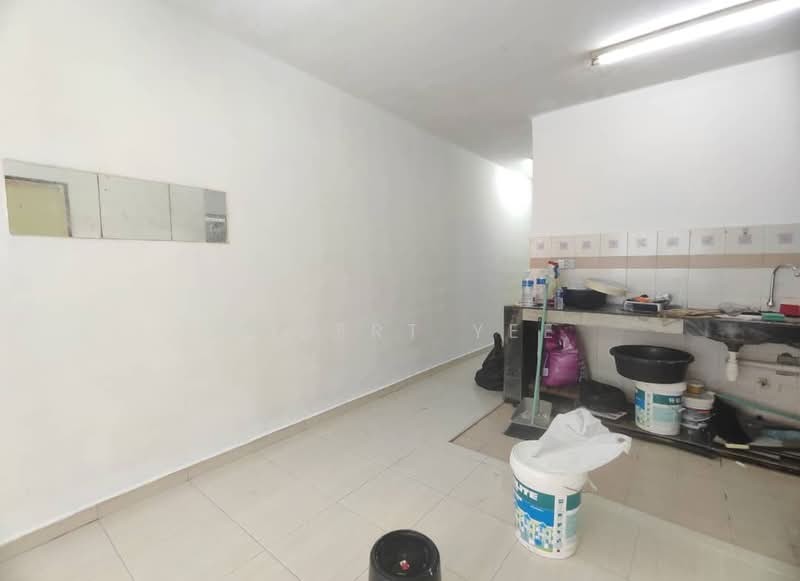Flat for Rent at Flora Damansara Flat - Robert Yee - Kitchen - PropertyGuru.com.my