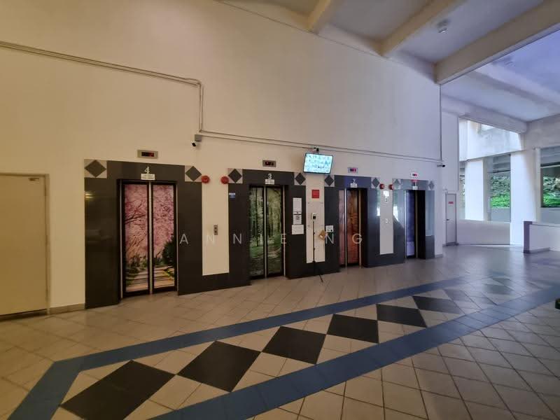 Pangsapuri untuk Dijual di Seri Puri - Annie Ng - Corridor - PropertyGuru.com.my