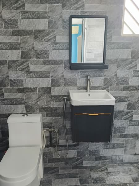 Kondominium untuk Dijual di De Tropicana - Eric Cheah - Bathroom - PropertyGuru.com.my