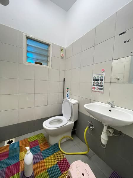 3-storey Terraced House for Sale in Bandar Baru Sri Petaling (Sri Petaling) - Lee Hannah - Bathroom - PropertyGuru.com.my