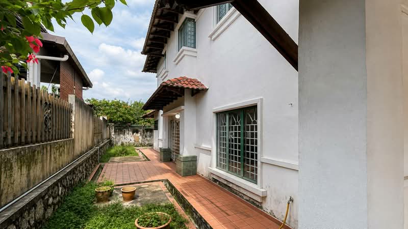 Semi-Detached House for Sale in Ampang (Kuala Lumpur) - Ali Idris - Exterior - PropertyGuru.com.my