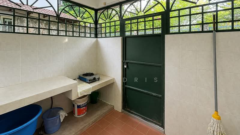 Semi-Detached House for Sale in Ampang (Kuala Lumpur) - Ali Idris - Kitchen - PropertyGuru.com.my
