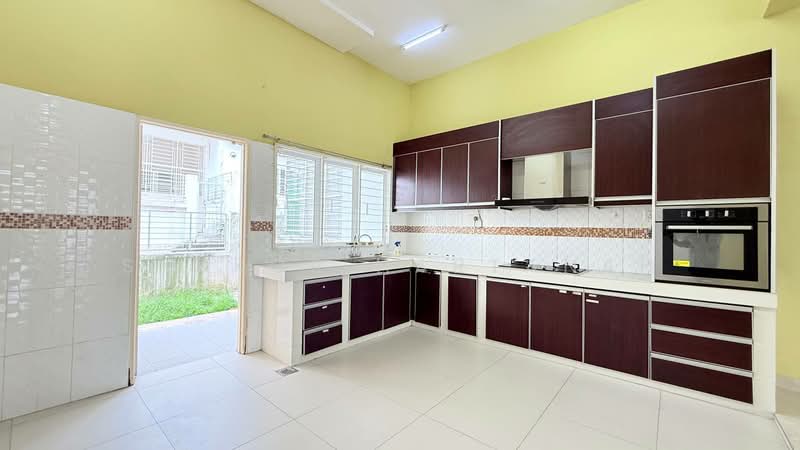 Rumah Teres 2-Tingkat untuk Dijual di Shah Alam (Selangor) - Syukor Hartanah - Kitchen - PropertyGuru.com.my
