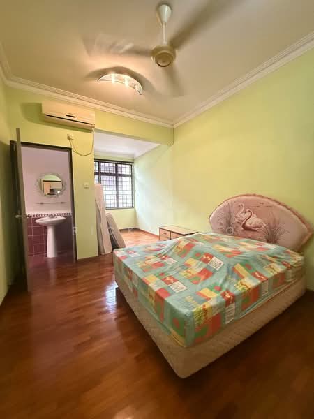 Rumah Teres 2 Tingkat untuk Dijual di Taman Perling (Perling) - Ricky Woo - Bedroom - PropertyGuru.com.my