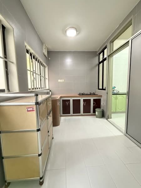 Rumah Teres 2 Tingkat untuk Dijual di Taman Perling (Perling) - Ricky Woo - Kitchen - PropertyGuru.com.my