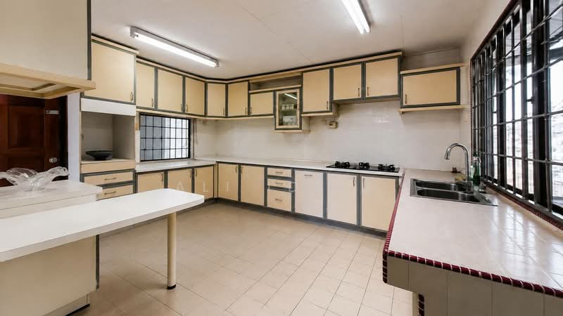 Rumah Banglo untuk Dijual di Taman Desa (Kuala Lumpur) - Ali Idris - Kitchen - PropertyGuru.com.my