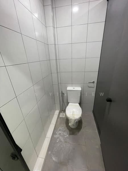 Factory for Sale in Nilai Impian (Nilai) - Jin Yin Siew - Bathroom - PropertyGuru.com.my