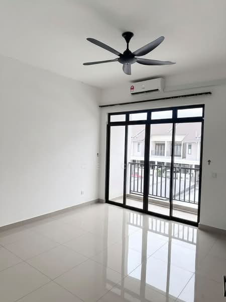 2-storey Terraced House for Rent in Iskandar Puteri (Nusajaya) (Johor) - Grace Chiew - Balcony - PropertyGuru.com.my