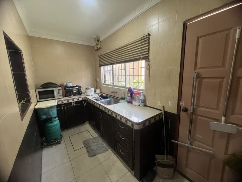 Rumah Teres 2-Tingkat untuk Dijual di Putra Heights (Subang Jaya) - Pervin Aulakh - PropertyGuru.com.my
