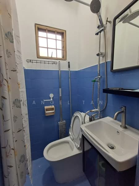 2-storey Terraced House for Rent in Usj 1 (Subang Jaya) - Angel Tan - Bathroom - PropertyGuru.com.my