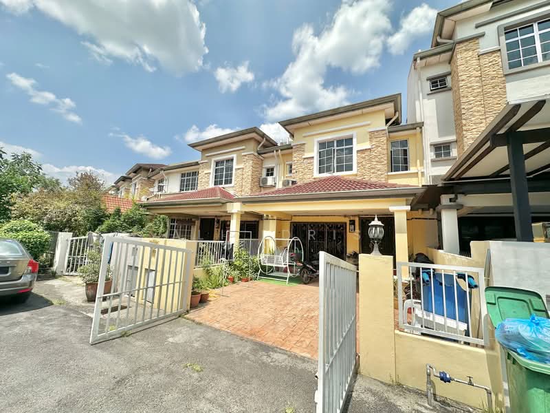 Rumah Teres 2 Tingkat untuk Dijual di Taman Langat Ceria (Hulu Langat) - Ali Idris - Exterior - PropertyGuru.com.my