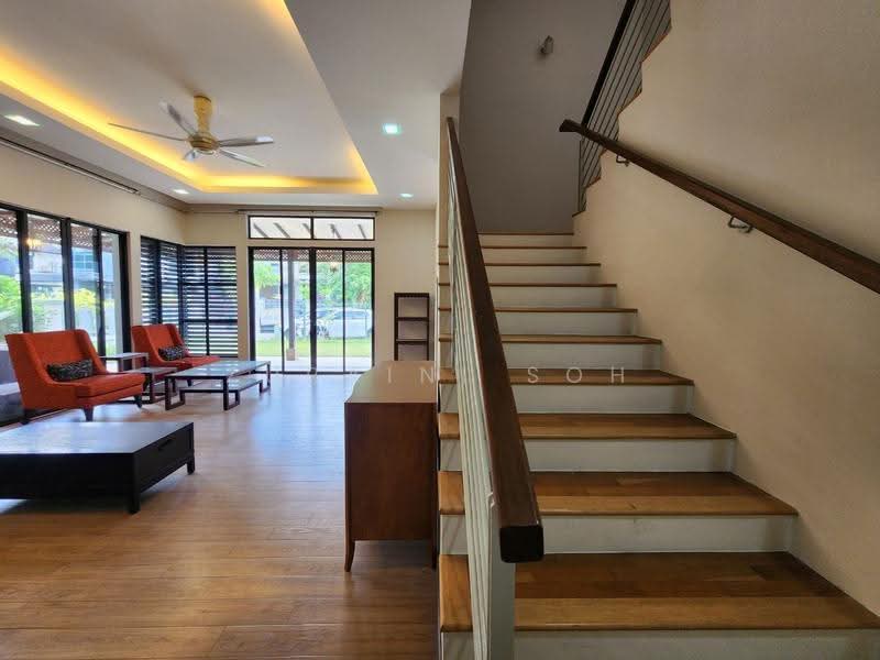 Rumah Berkembar untuk Dijual di Bukit Jelutong (Shah Alam) - Zuraini Soh - Living Room - PropertyGuru.com.my