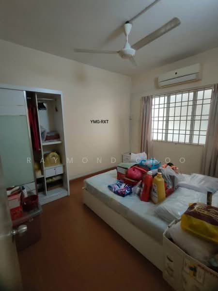 Rumah Flat untuk Dijual di Bandar Bukit Tinggi 2 - Raymond Choo - Bedroom - PropertyGuru.com.my