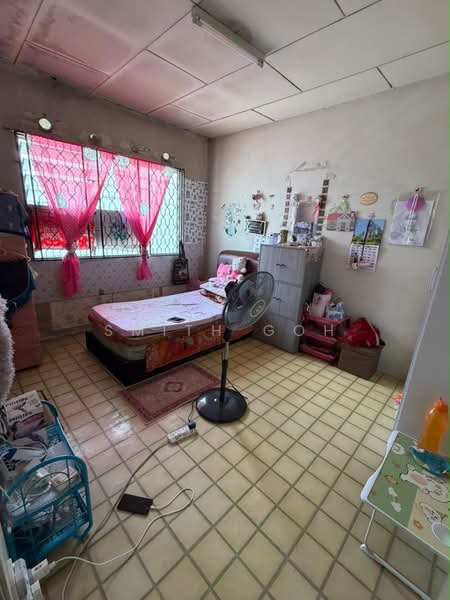 Flat for Sale at Taman Cempaka - Smith Goh - Bedroom - PropertyGuru.com.my