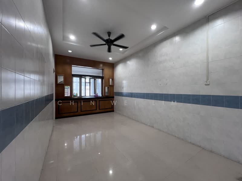 2-storey Terraced House for Rent in Taman Gunung Lambak (Kluang) - Chin Wei Lim - PropertyGuru.com.my