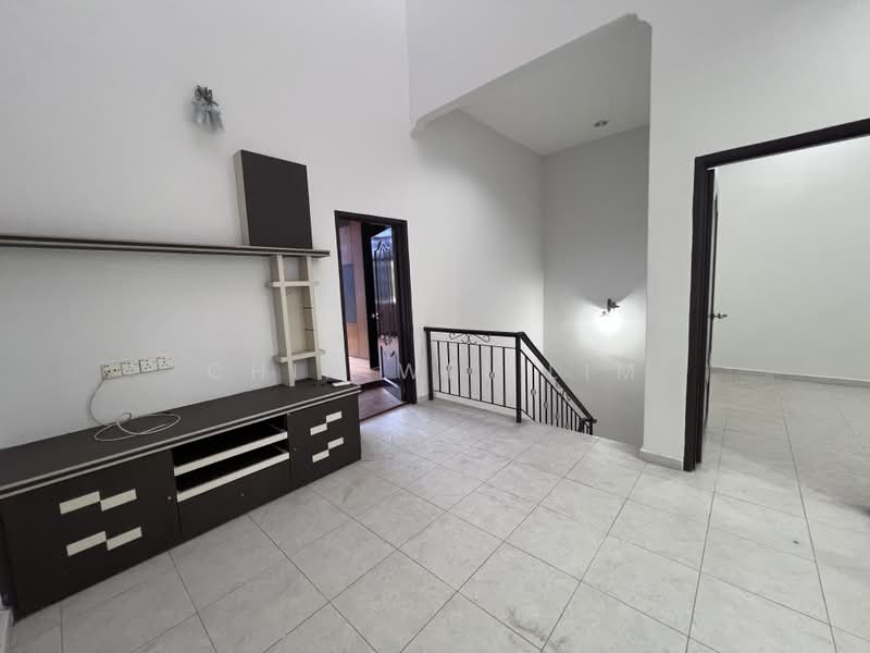 2-storey Terraced House for Rent in Taman Gunung Lambak (Kluang) - Chin Wei Lim - PropertyGuru.com.my