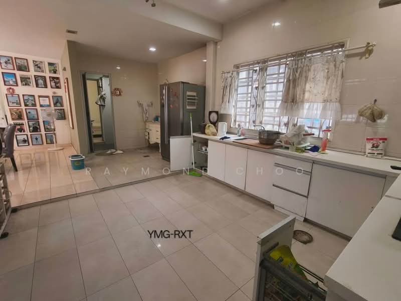 Rumah Teres 2-Tingkat untuk Dijual di Seksyen 32, Kemuning Green Ville (Shah Alam) - Raymond Choo - Kitchen - PropertyGuru.com.my