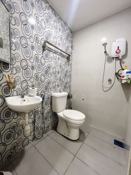 Terraced House for Rent in Bandar Bukit Tinggi (Klang) - Karman Woong - Bathroom - PropertyGuru.com.my