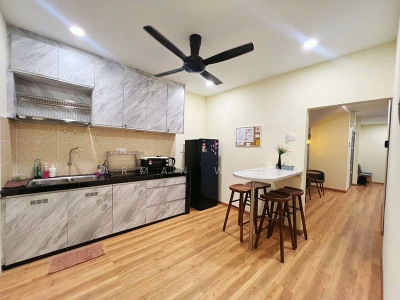 Terraced House for Rent in Bandar Bukit Tinggi (Klang) - Karman Woong - Kitchen - PropertyGuru.com.my