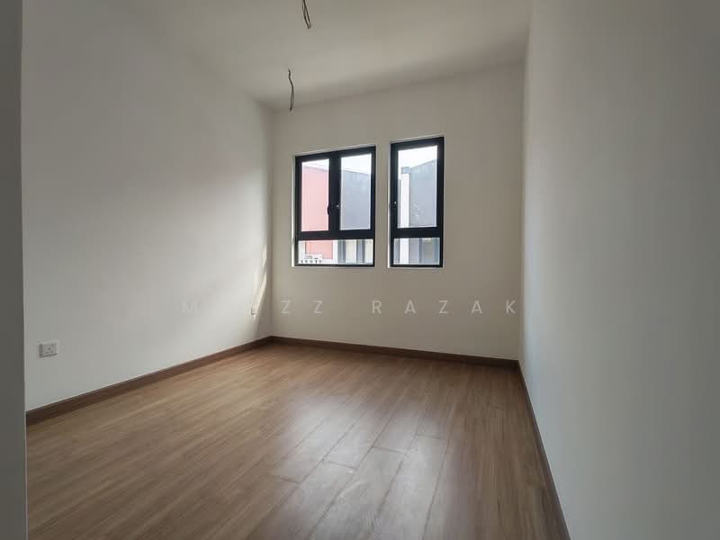 Rumah Teres 2-Tingkat untuk Dijual di Elmina (Shah Alam) - Muizz Razak - PropertyGuru.com.my
