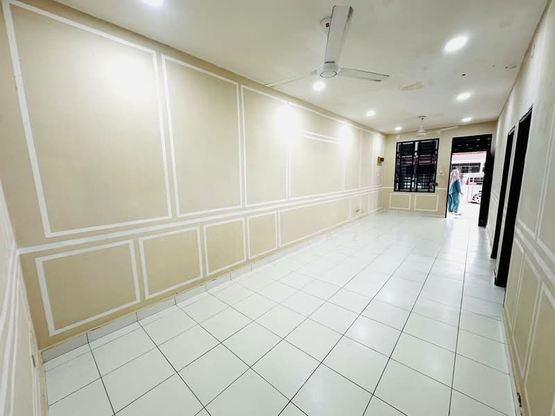 1-storey Terraced House for Sale in Taman Desaru Utama (Pengerang) - ALHAFIZ AZIS - Living Room - PropertyGuru.com.my