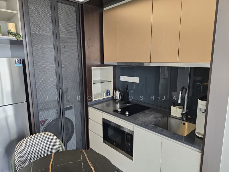 Service Residence for Sale at Scarletz Suites @ KL City Centre - Jarrod Joshua - Kitchen - PropertyGuru.com.my