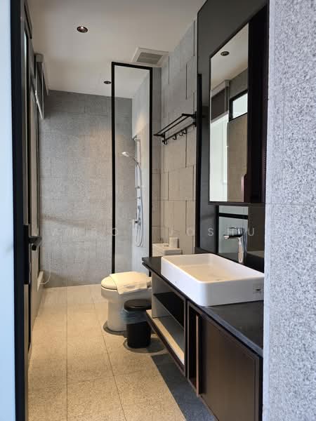 Service Residence for Sale at Scarletz Suites @ KL City Centre - Jarrod Joshua - Bathroom - PropertyGuru.com.my