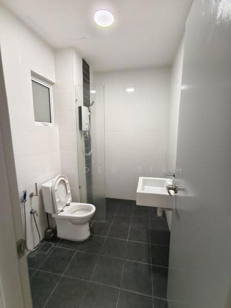 Kediaman Servis untuk Disewa di Mesahill - Kayden Siah - Bathroom - PropertyGuru.com.my