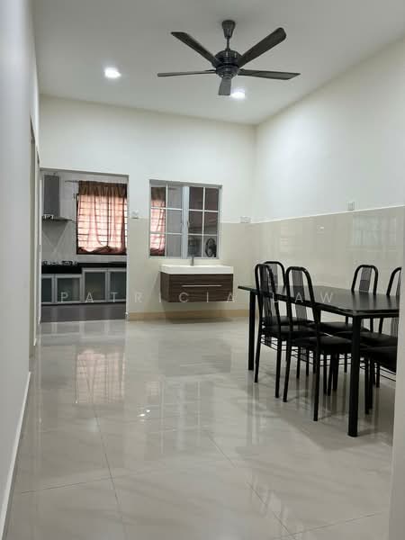 Rumah Teres untuk Dijual di Taman Semenyih Mewah (Semenyih) - Patricia Law - Kitchen - PropertyGuru.com.my