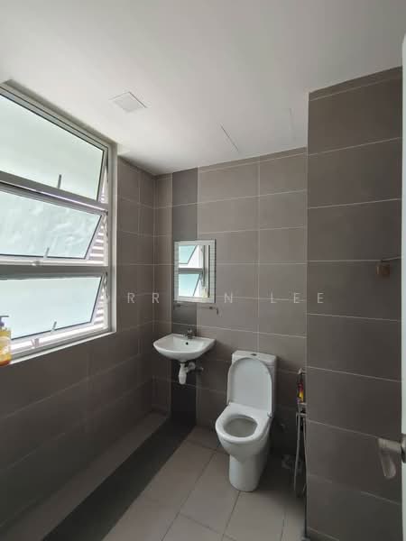 Servis Apartment untuk Disewa di Summerton - Correen Lee - Bathroom - PropertyGuru.com.my