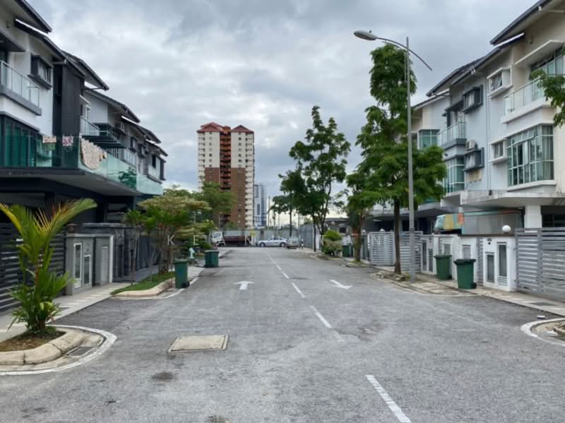 Rumah Berkembar untuk Dijual di Laman Rimbunan (Kepong) - Keanu Tan - Exterior - PropertyGuru.com.my