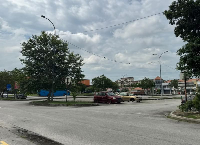 Kedai untuk Disewa di Desa Latania (Shah Alam) - Edmund Goh - Exterior - PropertyGuru.com.my