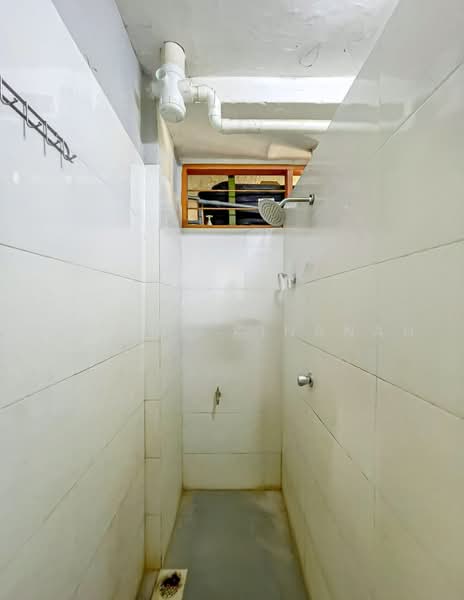 Rumah Flat untuk Dijual di Gugusan Semarak - Amirun Kinanah - Bathroom - PropertyGuru.com.my