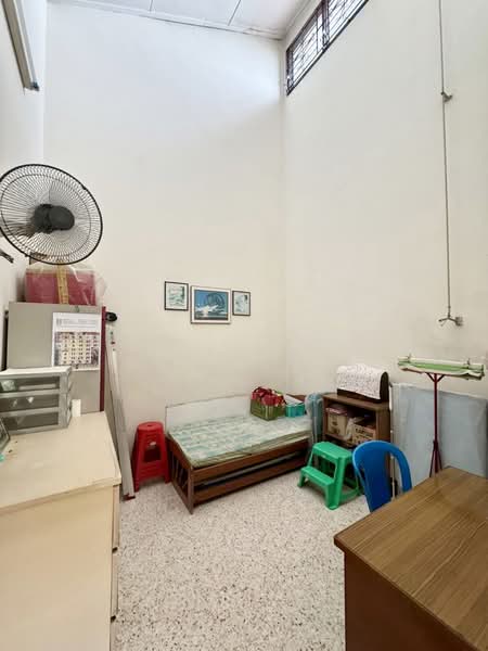 1-storey Terraced House for Sale in Taman Perling (Perling) - Yik Tat - PropertyGuru.com.my