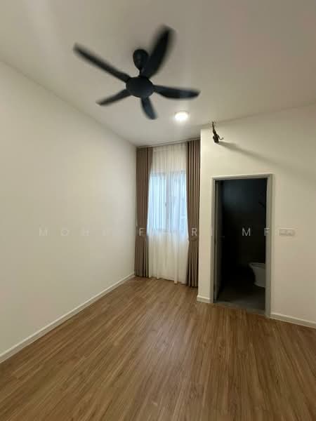 2-storey Terraced House for Rent in Bandar Gamuda Cove (Dengkil) - Mohd Fitri MF - Bedroom - PropertyGuru.com.my