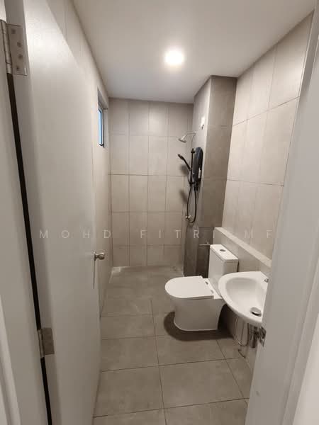 2-storey Terraced House for Rent in Bandar Gamuda Cove (Dengkil) - Mohd Fitri MF - Bathroom - PropertyGuru.com.my