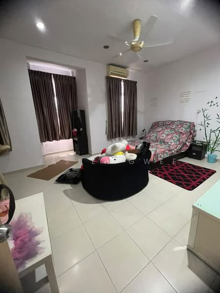 2-storey Terraced House for Sale in Pontian Besar (Pontian) - Jasper Gwee - Bedroom - PropertyGuru.com.my