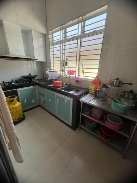 2-storey Terraced House for Sale in Pontian Besar (Pontian) - Jasper Gwee - Kitchen - PropertyGuru.com.my