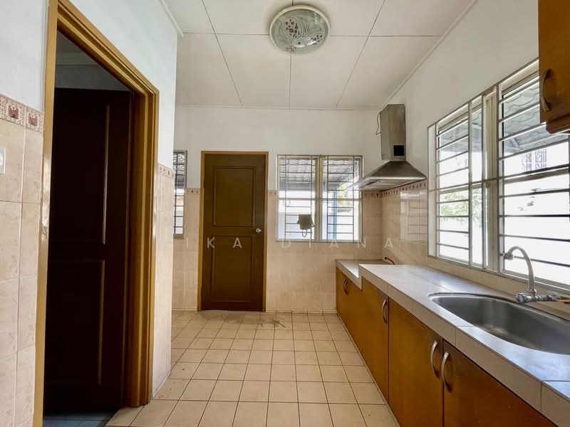 Rumah Berkembar untuk Dijual di Usj 3a (Subang Jaya) - Aika Diana - PropertyGuru.com.my