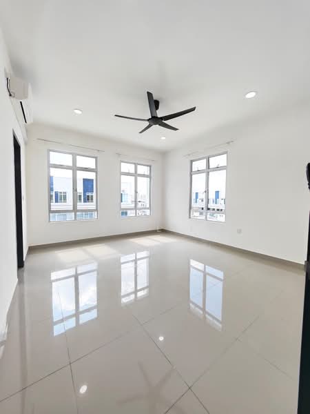 Rumah Teres 2-Tingkat untuk Disewa di Kampung Dato Onn (Johor Bahru) - Ken Liew - PropertyGuru.com.my