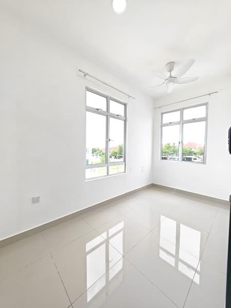 Rumah Teres 2-Tingkat untuk Disewa di Kampung Dato Onn (Johor Bahru) - Ken Liew - PropertyGuru.com.my