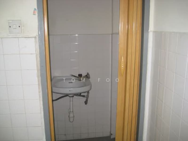 Flat for Sale at Taman Minang - Tom Foo - Bathroom - PropertyGuru.com.my