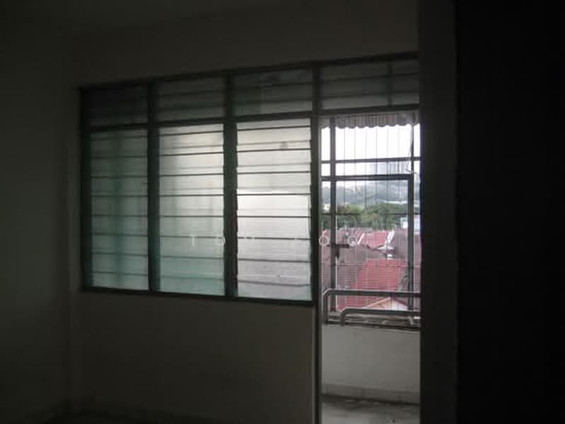 Flat for Sale at Taman Minang - Tom Foo - Balcony - PropertyGuru.com.my