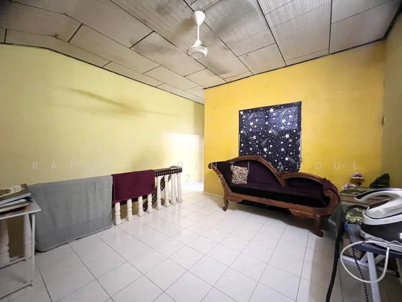 2-storey Terraced House for Sale in Pjs 4 (Petaling Jaya) - Rafedah Binti Abdul Aziz - PropertyGuru.com.my