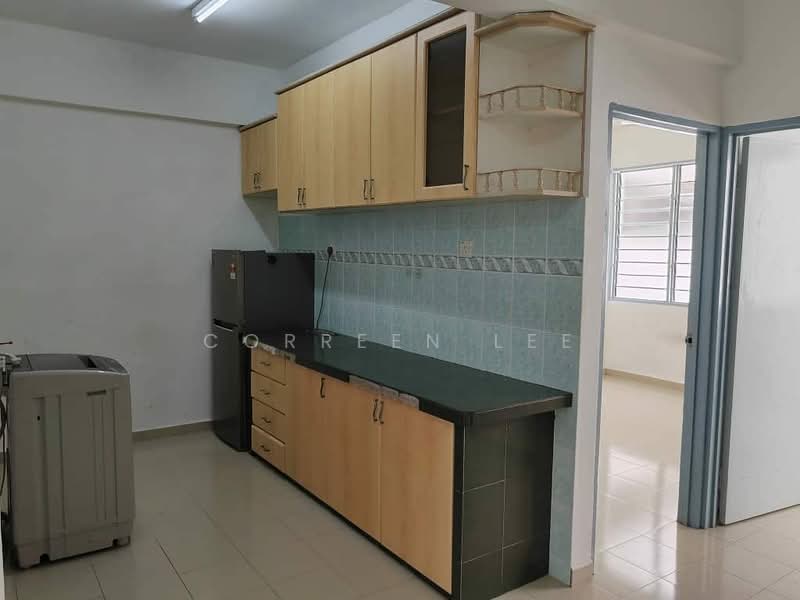 Rumah Flat untuk Disewa di Taman Bukit Jambul - Correen Lee - Kitchen - PropertyGuru.com.my