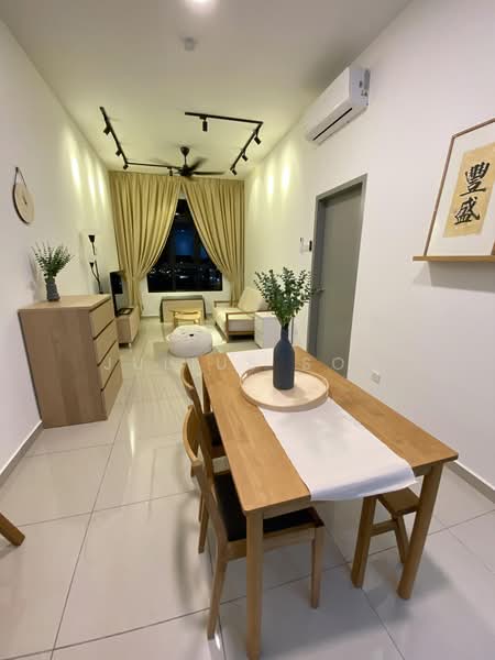 Servis Apartment untuk Disewa di B11 Parkland Residence - Julius Soo - Living Room - PropertyGuru.com.my